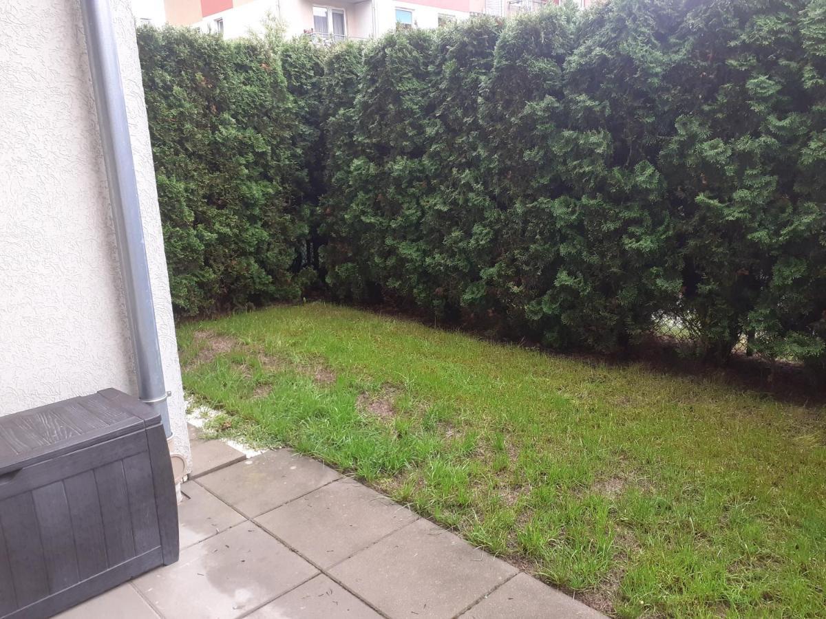 Sloneczny Apartament Z Malym Ogrodkiem Вейхерово Экстерьер фото